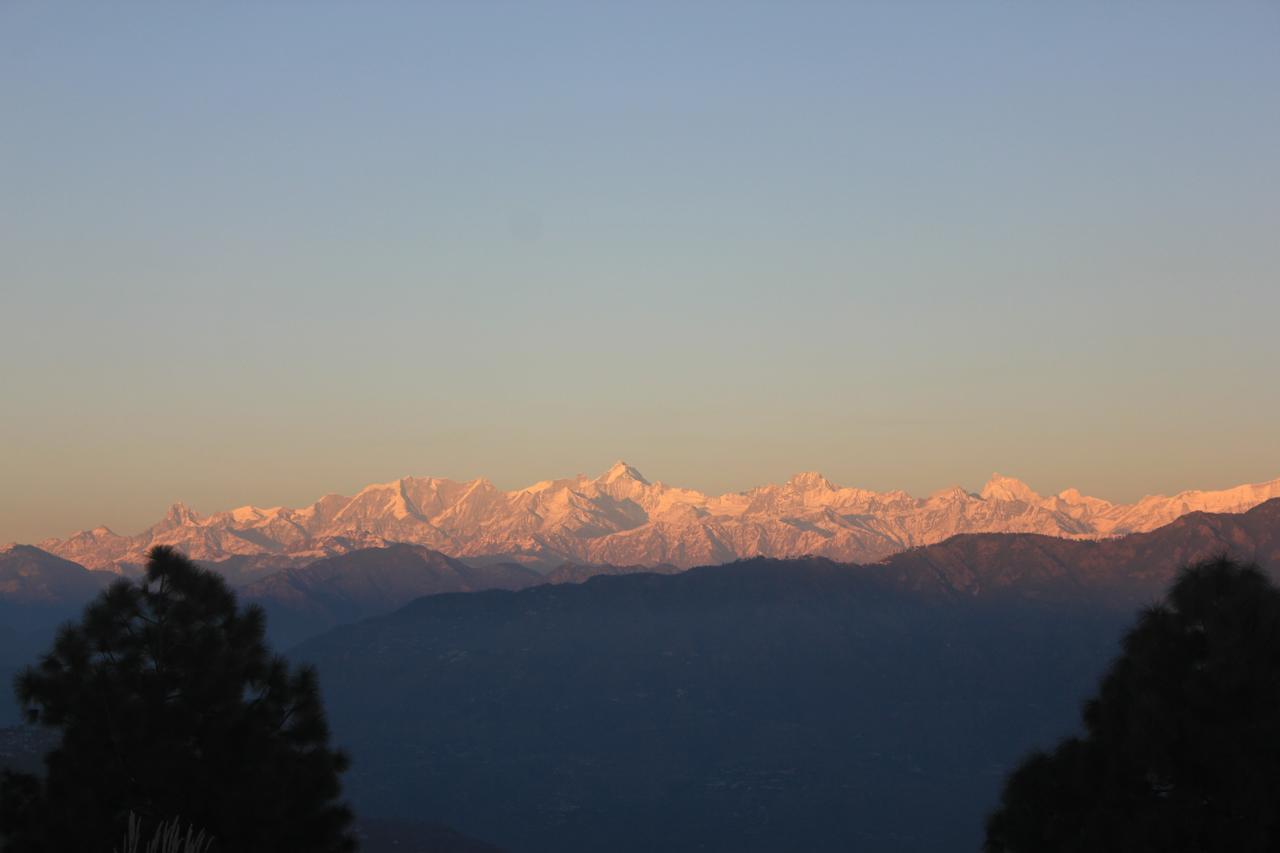 Hotel La Casa By Aashna Mussoorie Bagian luar foto